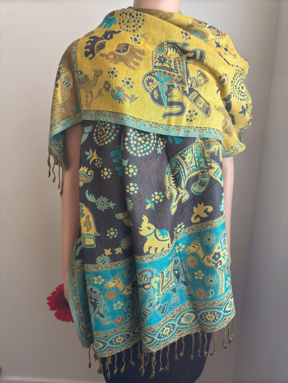 Elephant & Dune Scarf reversible Stole (Green blue)