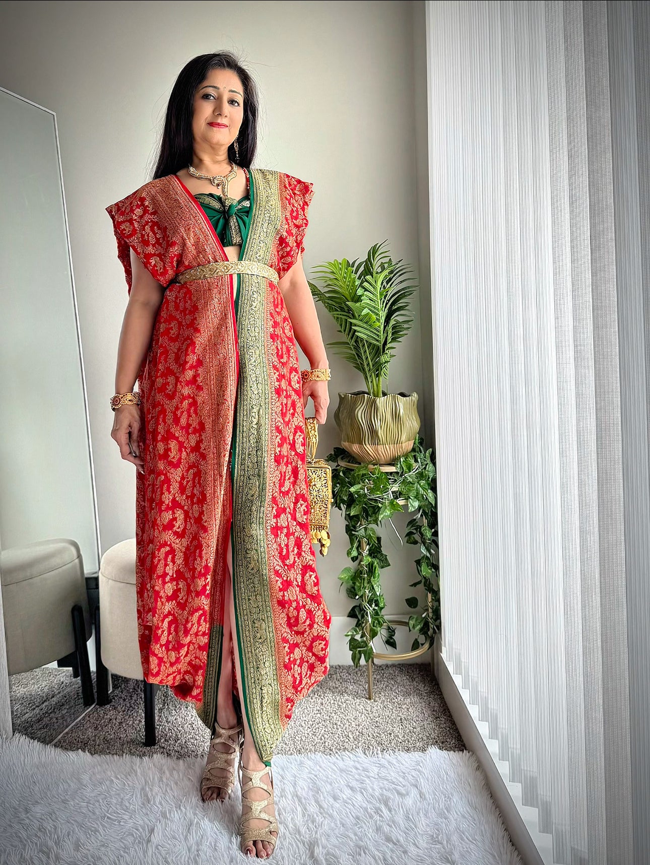 Handwoven pure Banarasi Khaddi Georgette Saree in Red & Green