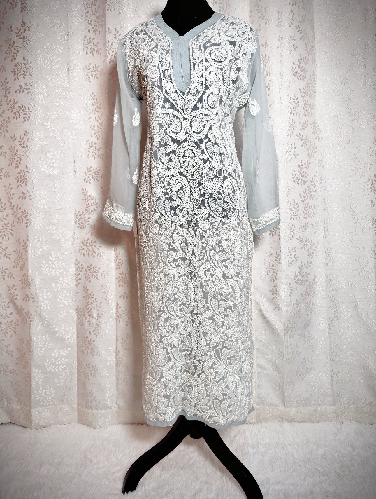 Lucknowi Chikankari Long Kurti (Tunic with slits) - Femantraa
