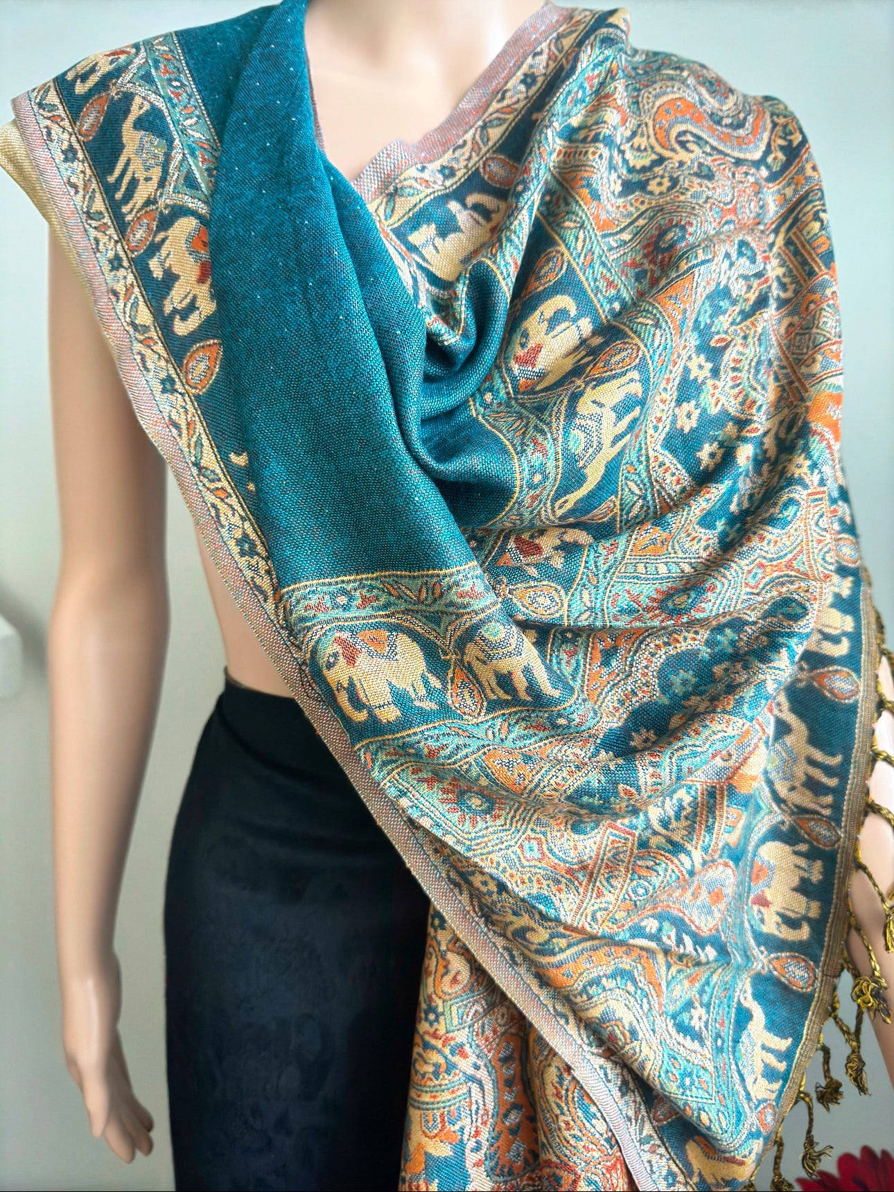 Elephant & Dune Scarf Shawl (Teal)