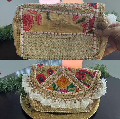 Bohemian Patchwork Clutch: Vintage Vibes (White-Design Set 2) - Femantraa