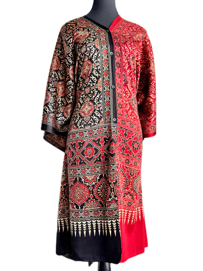 Ubhayatā : The Modern Modular Reversible Ajrakh Mashru Choga