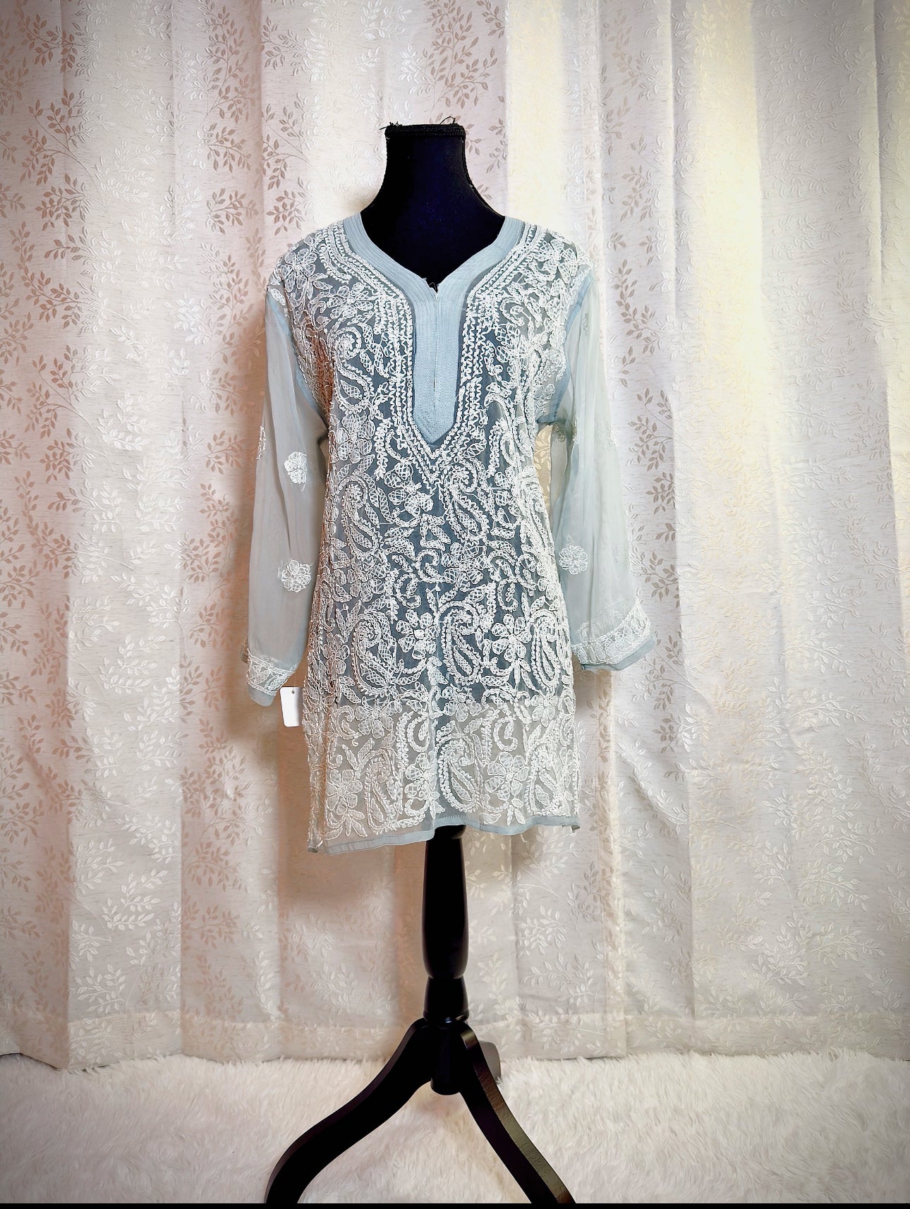 Lucknowi Chikankari Short Kurti (Tunic with slits) - Femantraa