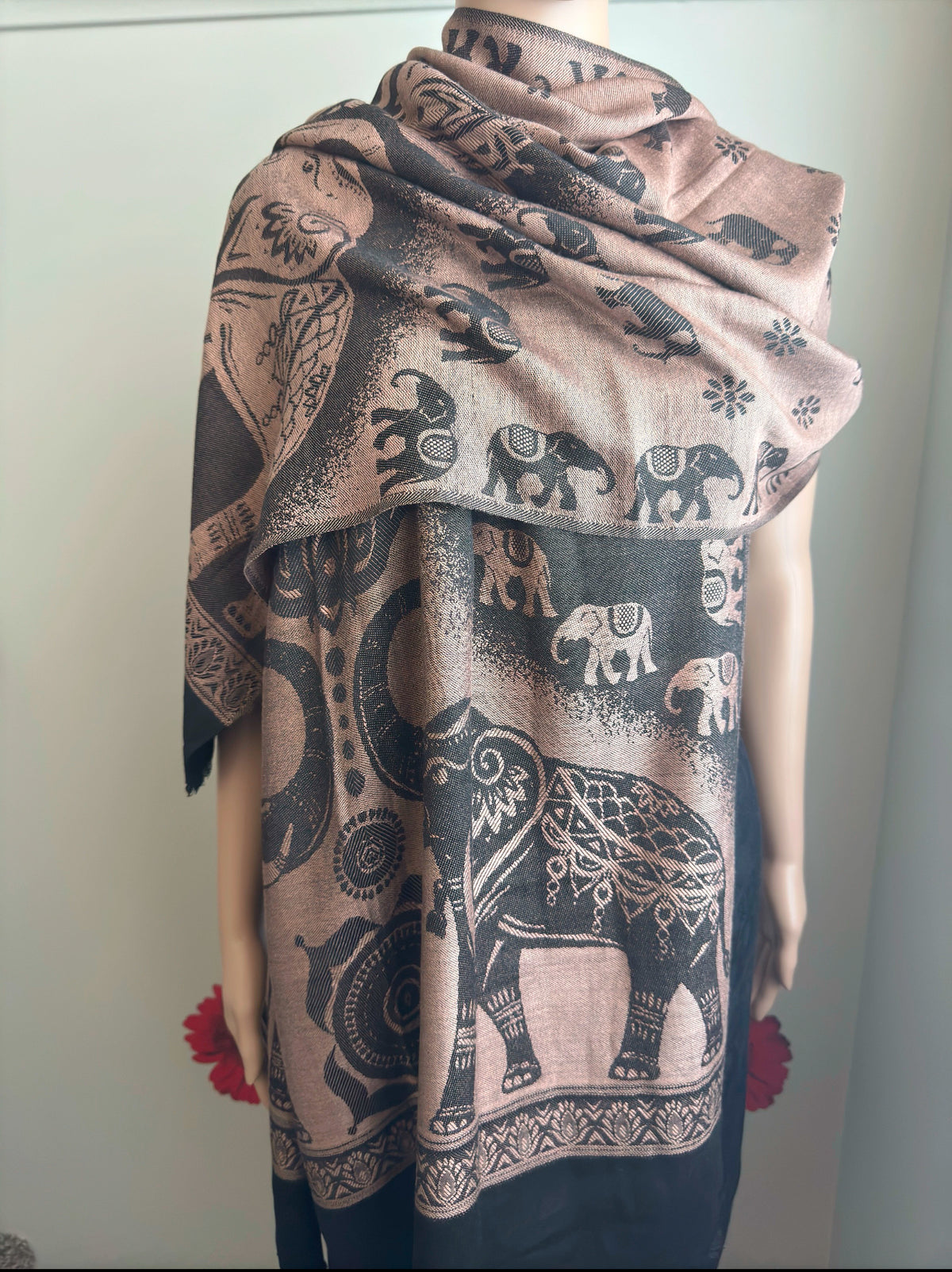 Elephant & Dune Scarf reversible Stole (beige brown)