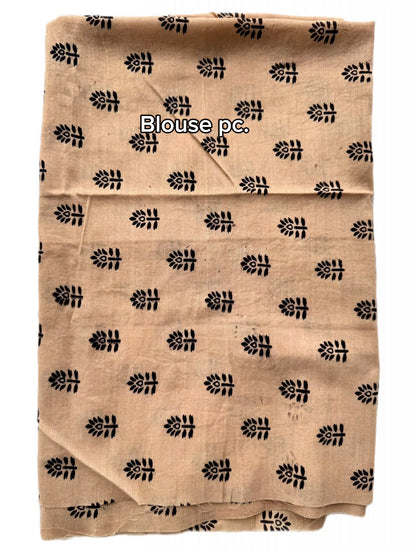 Kalamkari (screenprint) mulmul saree (Florals & vines)