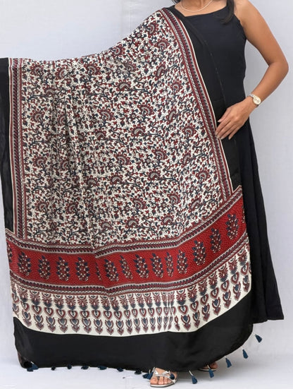 Modal Ajrakh Dupatta (handblocked)