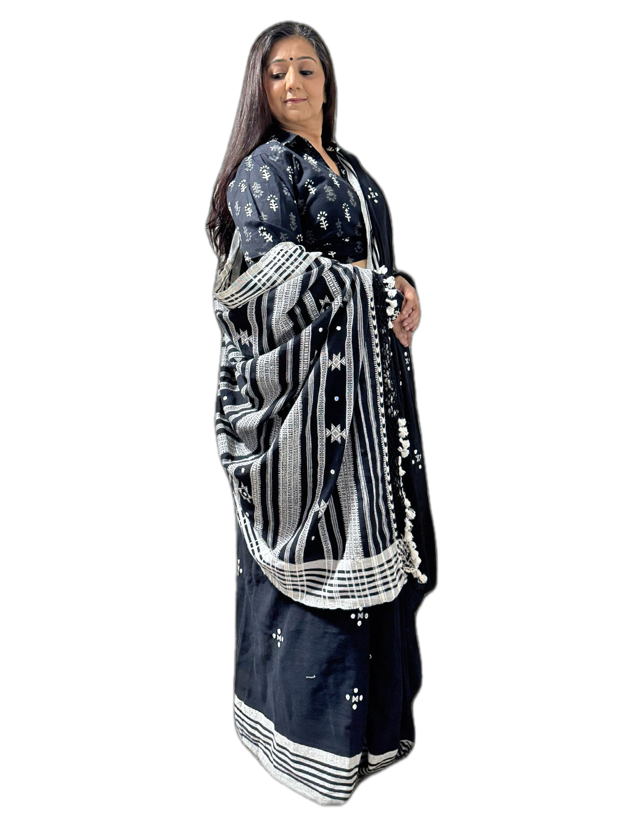 Yarn dyed Kala Cotton Saree in Black with extra weft