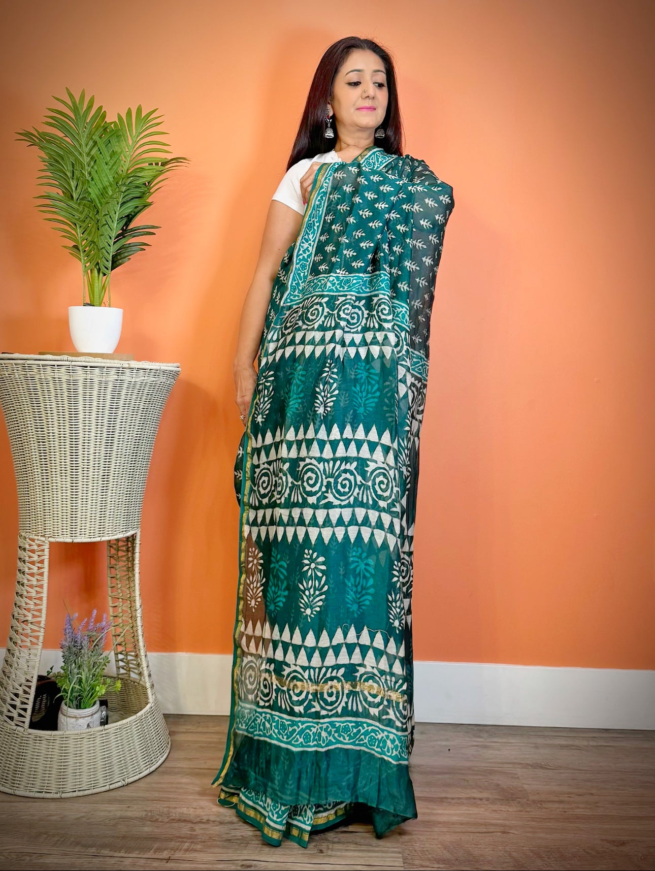 Ethnic Elegance: Green Chanderi Cotton Handblock Print Saree - Femantraa