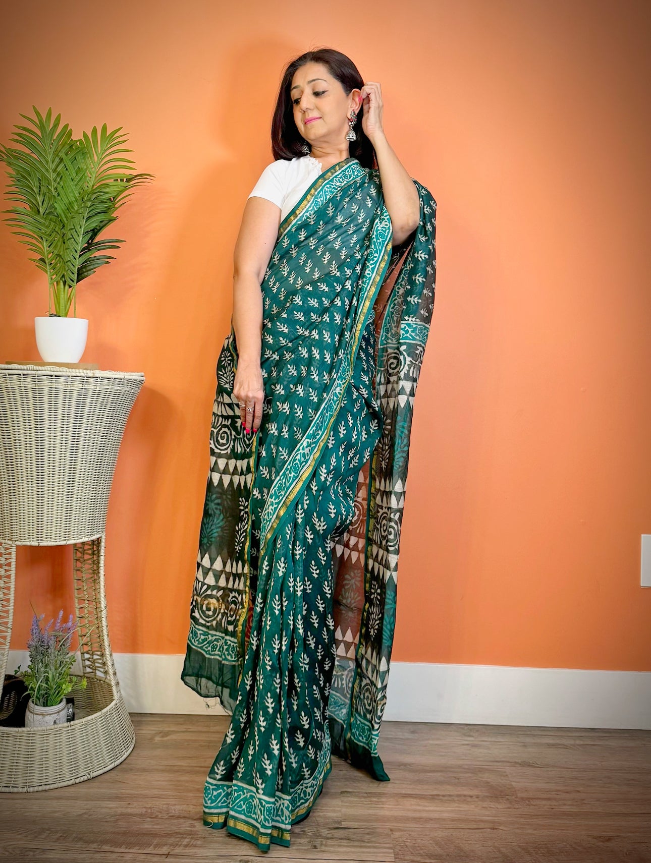 Ethnic Elegance: Green Chanderi Cotton Handblock Print Saree - Femantraa