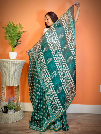 Ethnic Elegance: Green Chanderi Cotton Handblock Print Saree - Femantraa