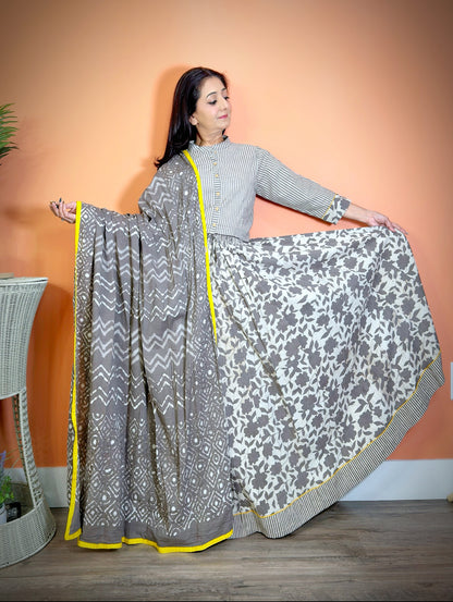 Grey Cotton Mulmul Sanganeri Lehenga Set - Femantraa