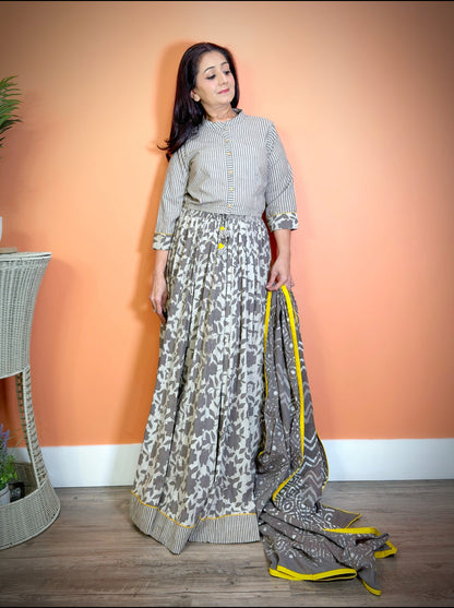 Grey Cotton Mulmul Sanganeri Lehenga Set - Femantraa