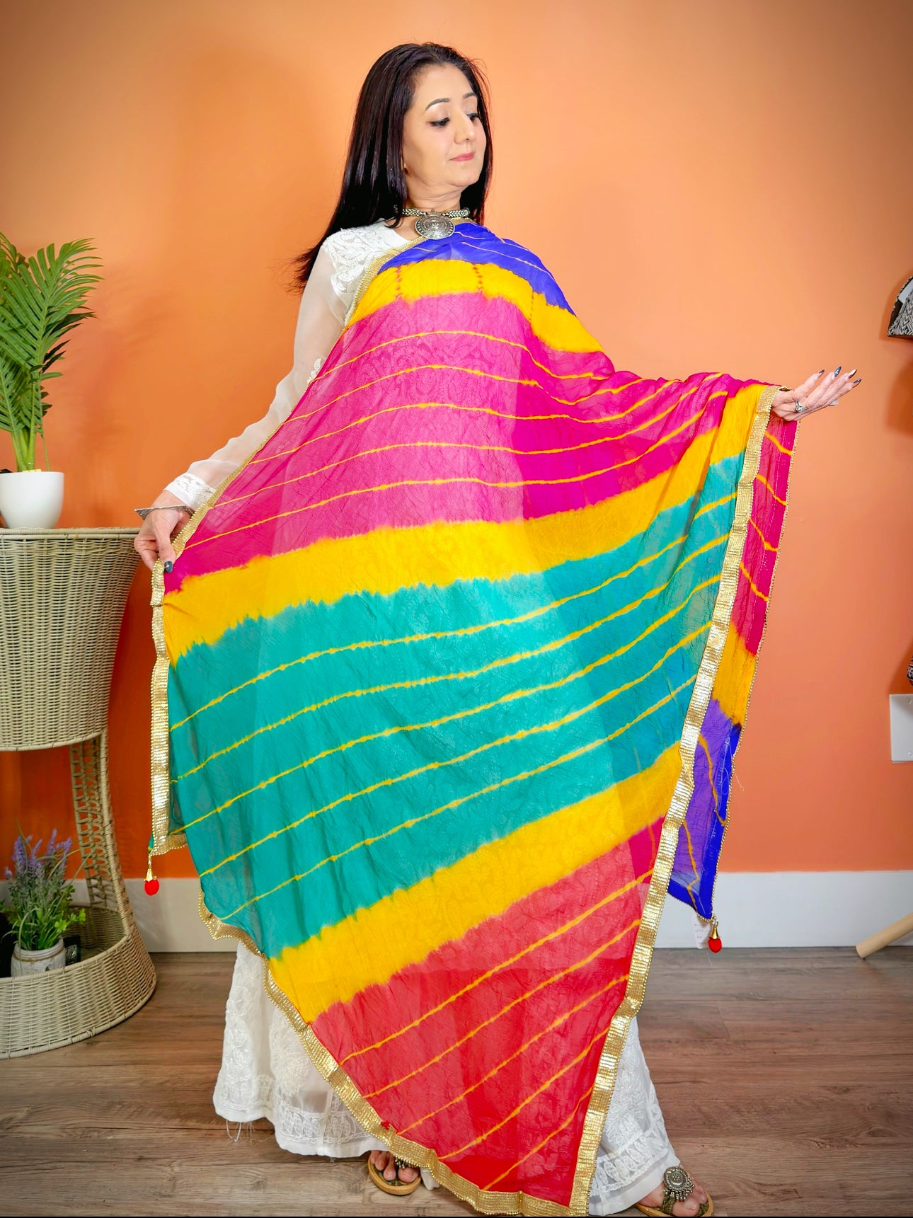 Leheriya Tie-Dye Dupatta: Timeless Beauty - Femantraa